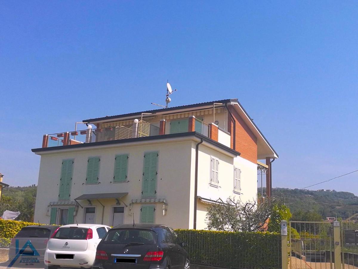 Casa Chiare - Immobiliare Azzurra Bardolino Exterior photo
